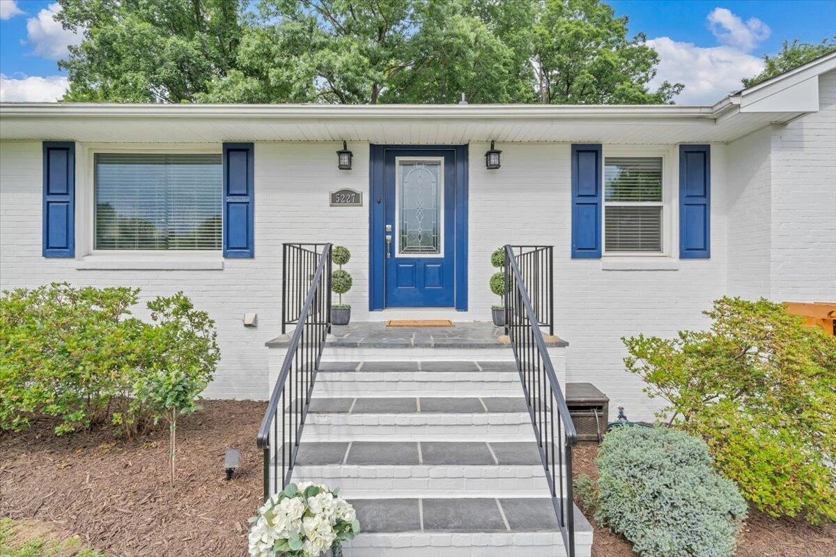 5227 N Garden LN - Photo 4