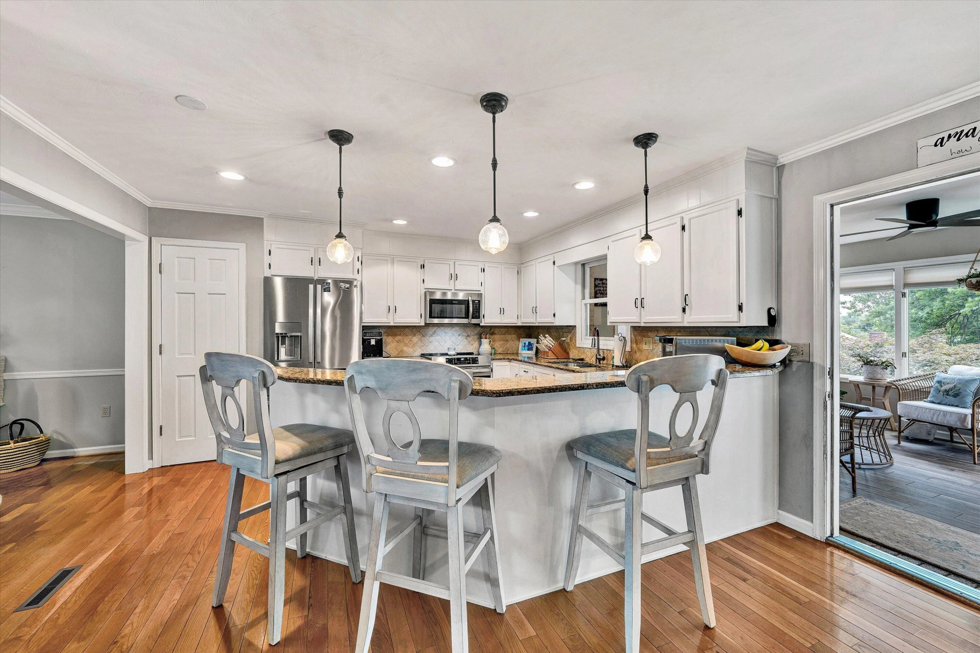 1614 Narcissus ST - Photo 32