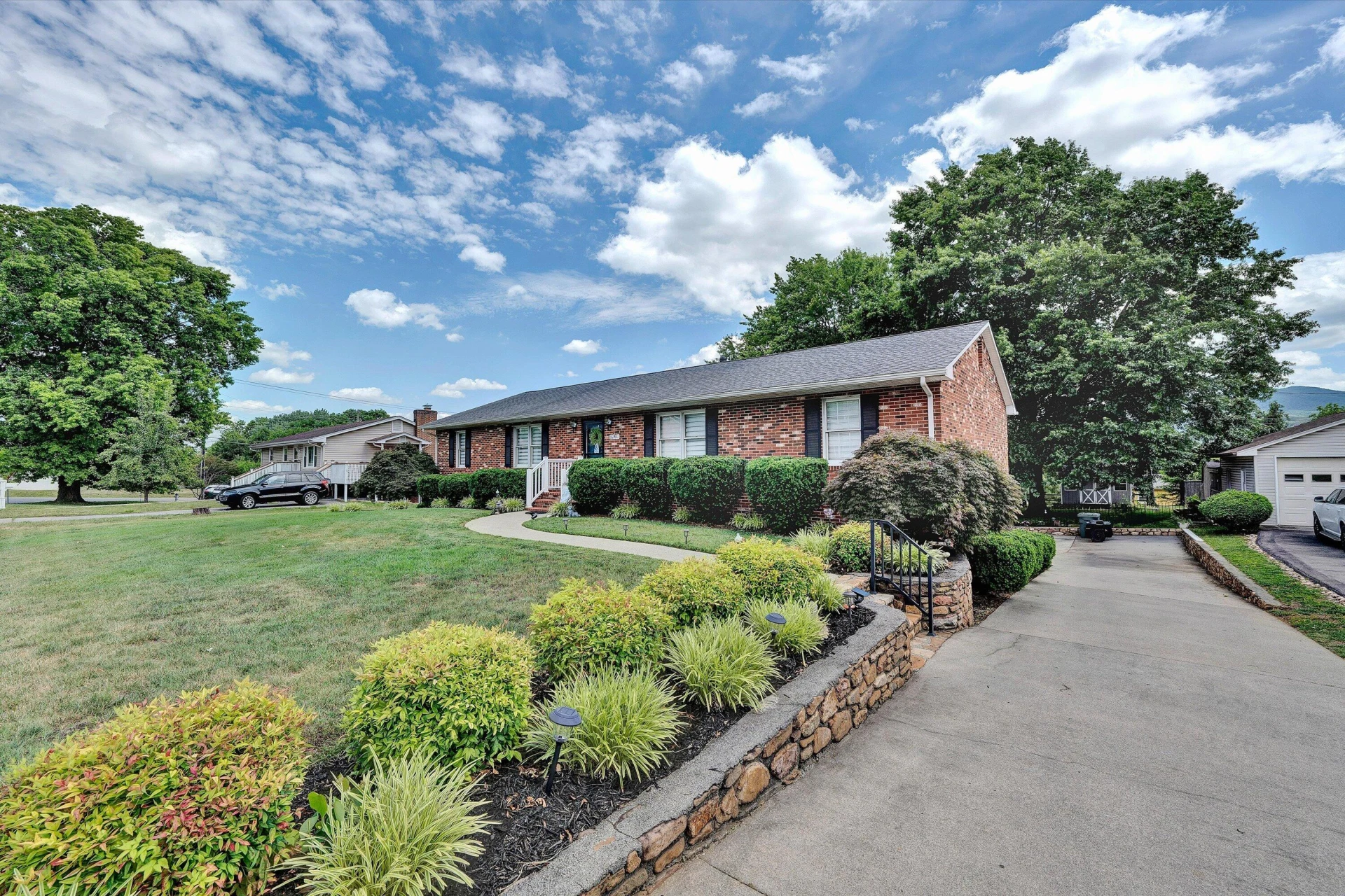 1614 Narcissus ST - Photo 39