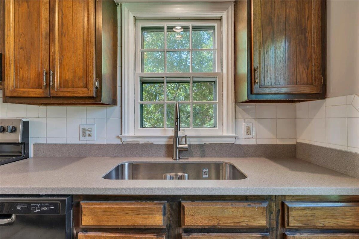 2462 Maiden LN SW - Photo 11