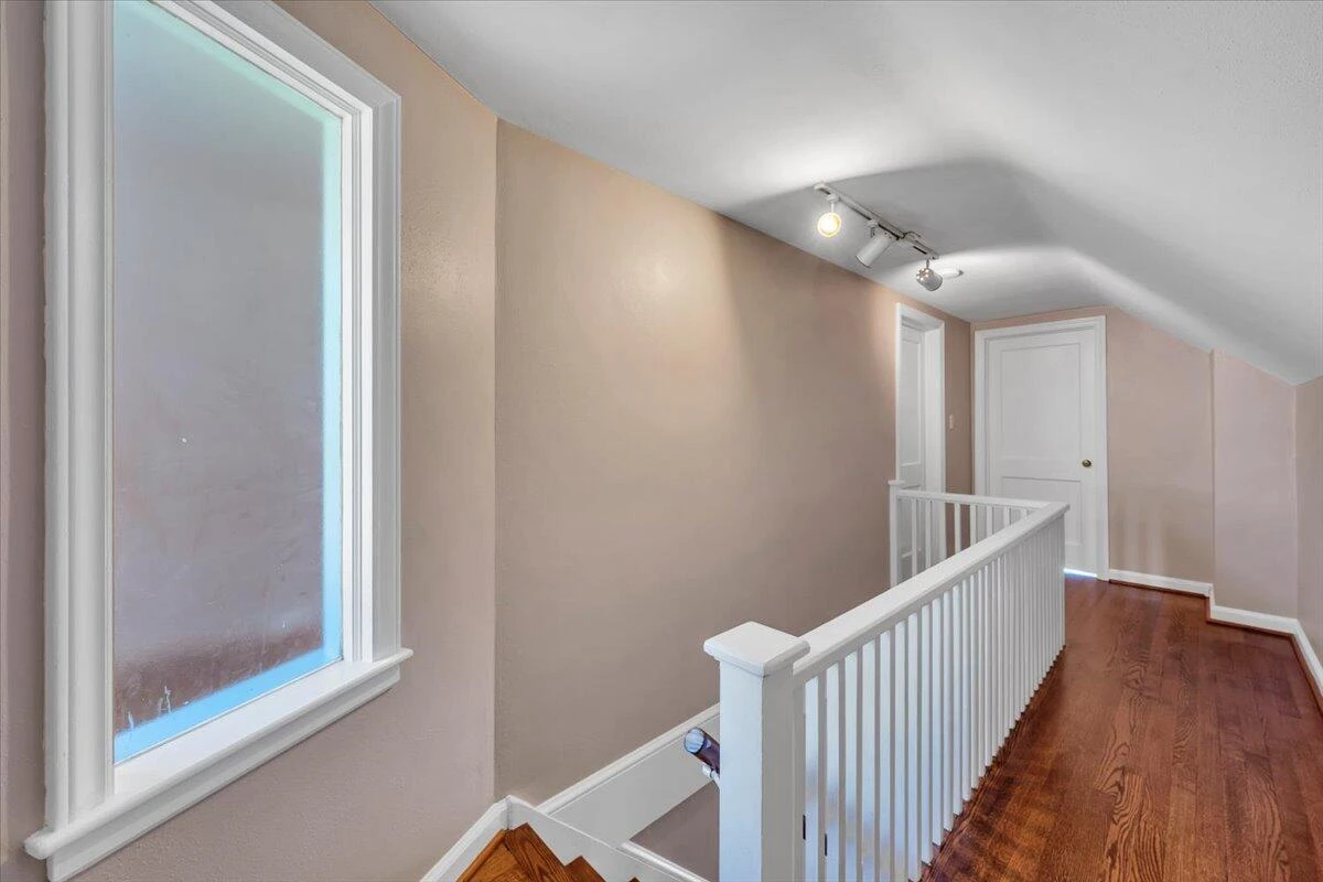 2462 Maiden LN SW - Photo 18