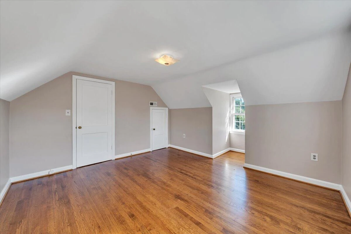 2462 Maiden LN SW - Photo 21