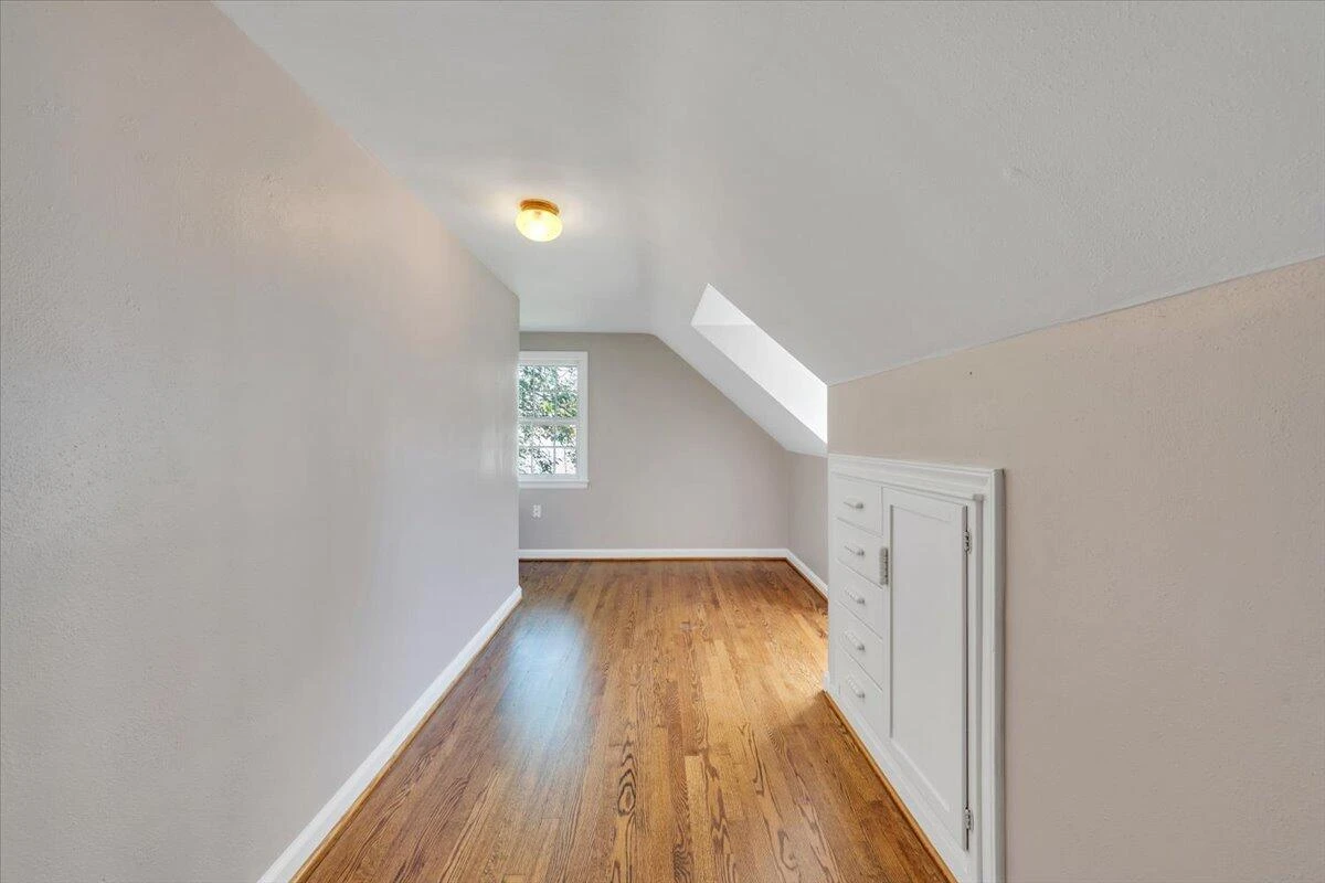 2462 Maiden LN SW - Photo 23