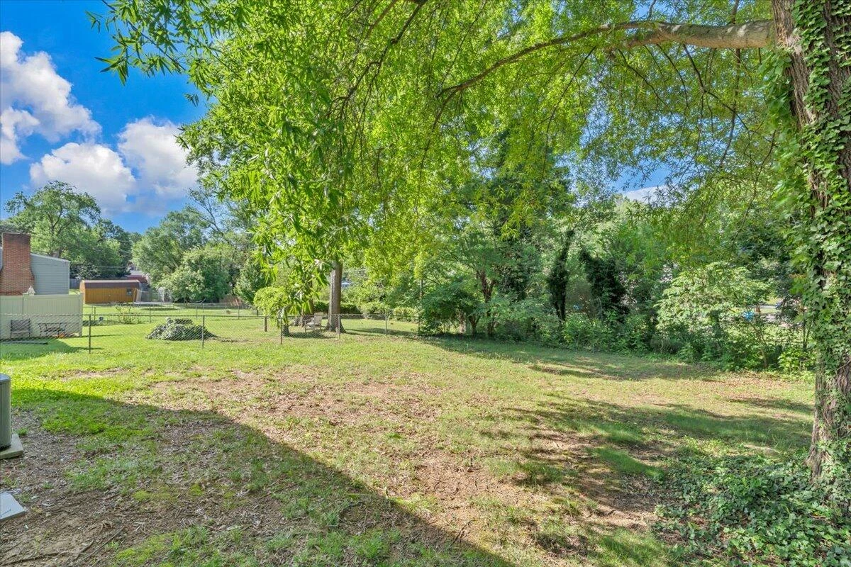 2462 Maiden LN SW - Photo 29