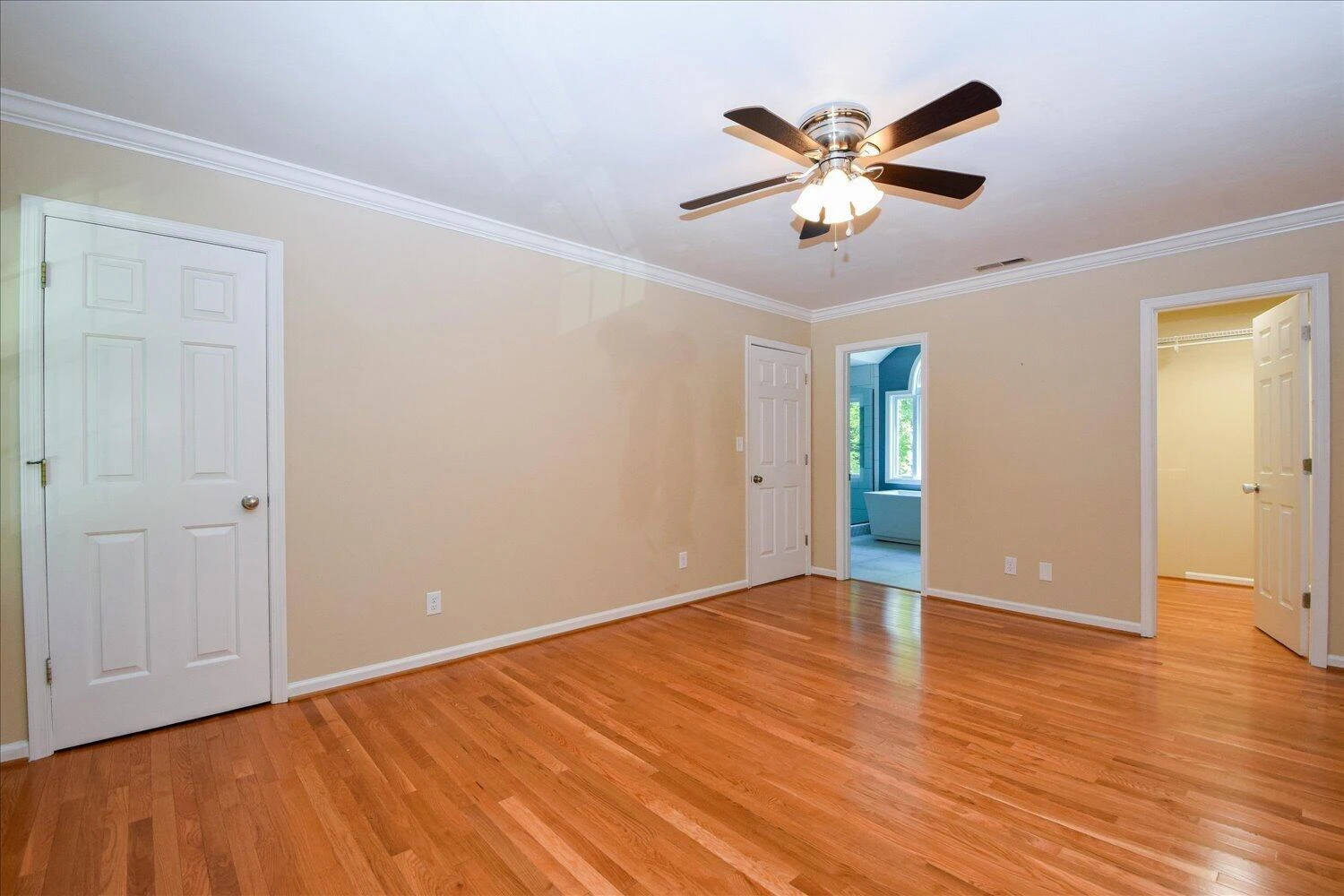 5526 Westbriar CT - Photo 12