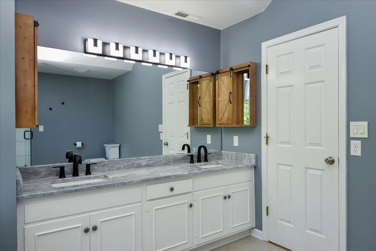 5526 Westbriar CT - Photo 14