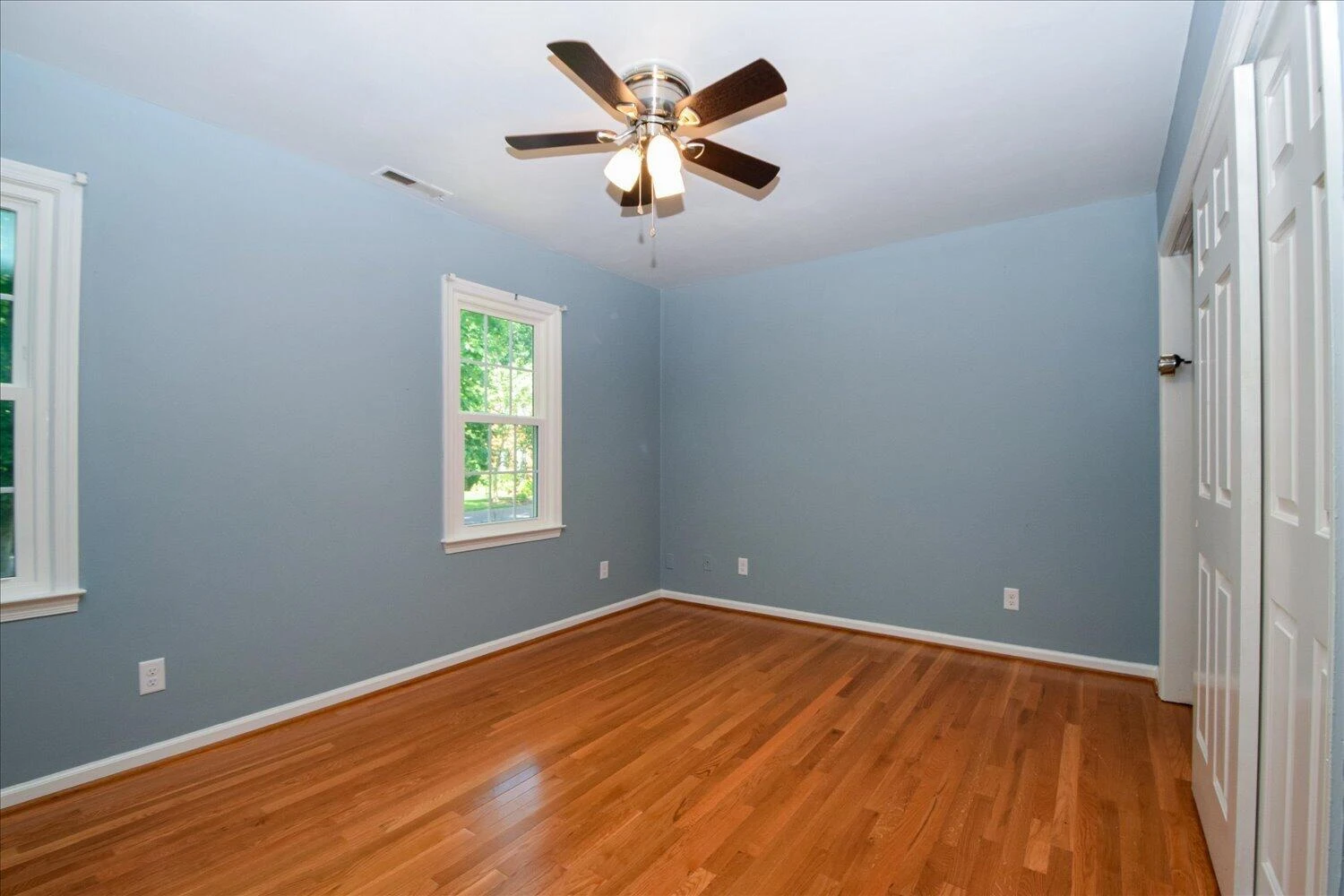 5526 Westbriar CT - Photo 17