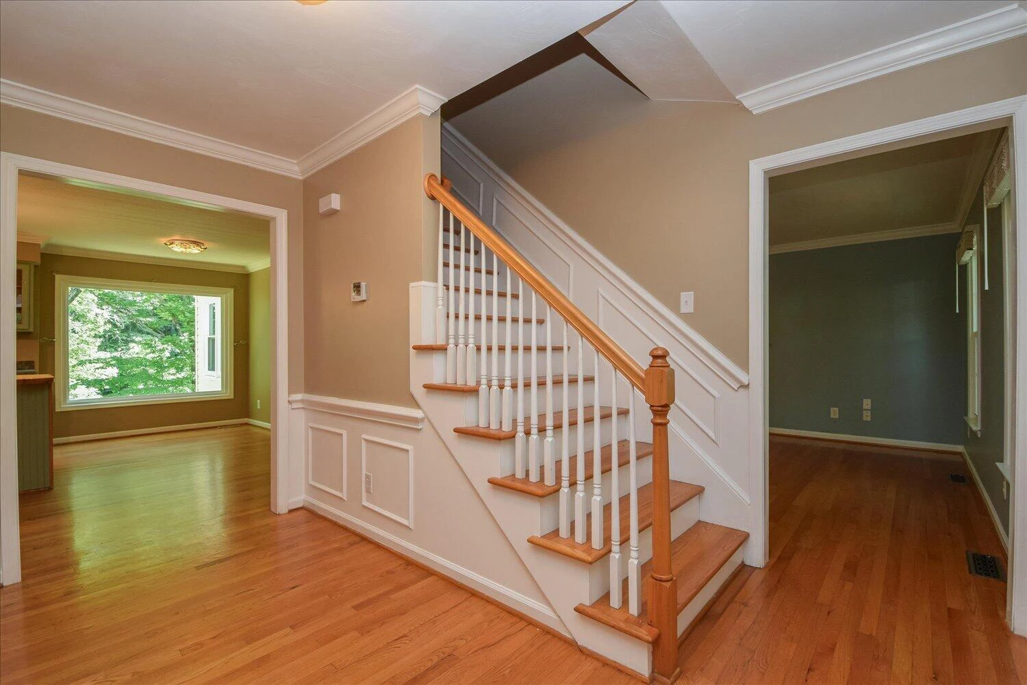 5526 Westbriar CT - Photo 2