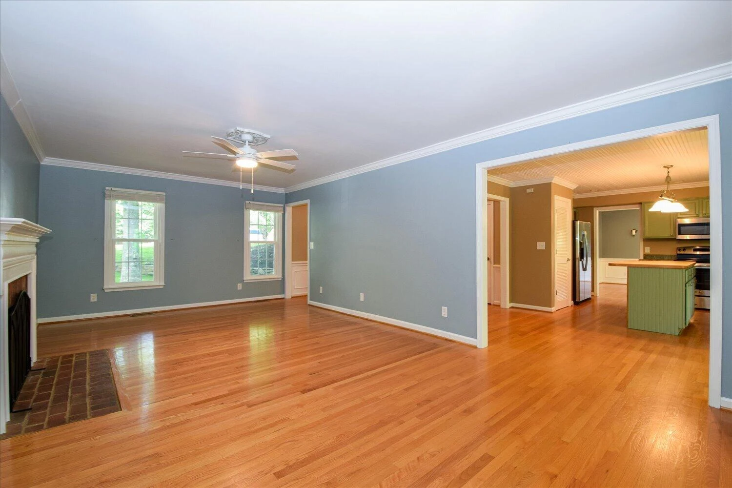 5526 Westbriar CT - Photo 4