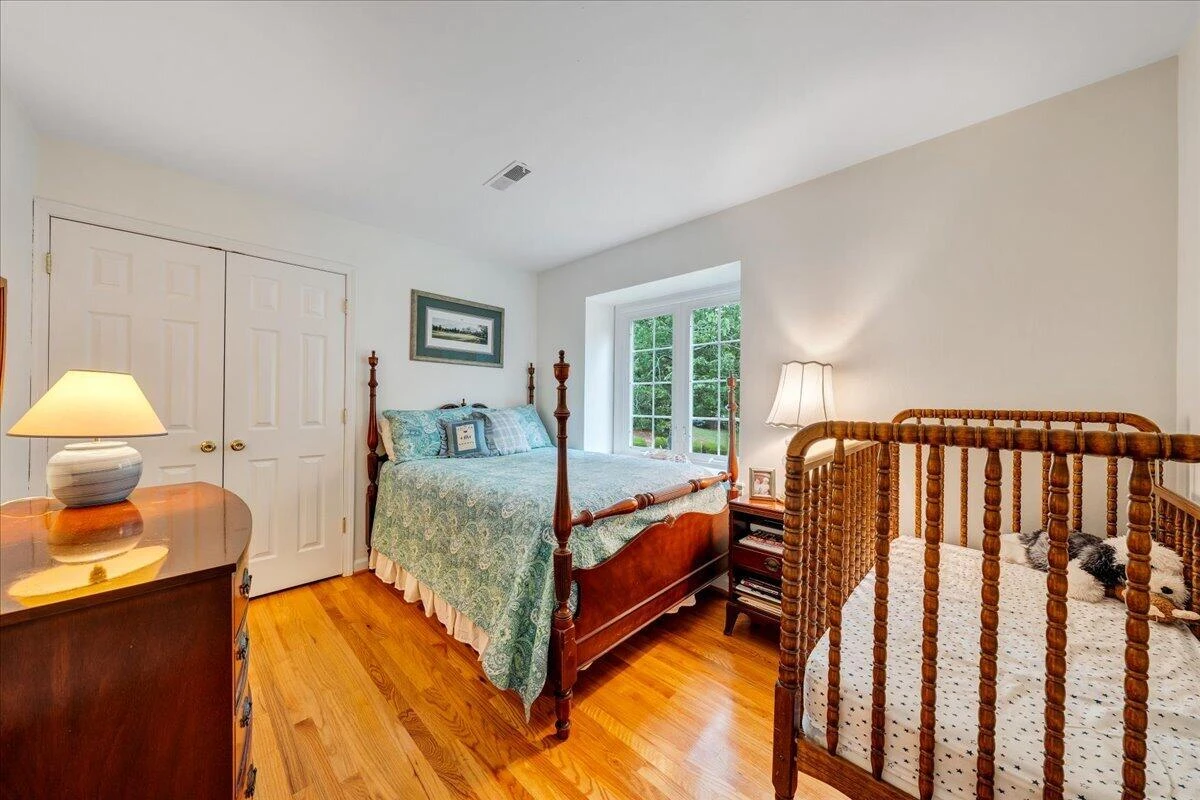 21 Queen Regent CT - Photo 37
