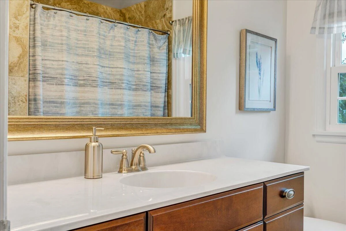 21 Queen Regent CT - Photo 46