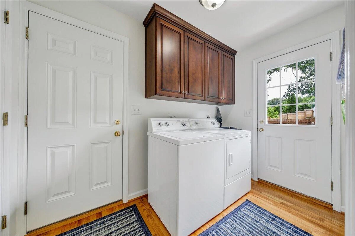 21 Queen Regent CT - Photo 49