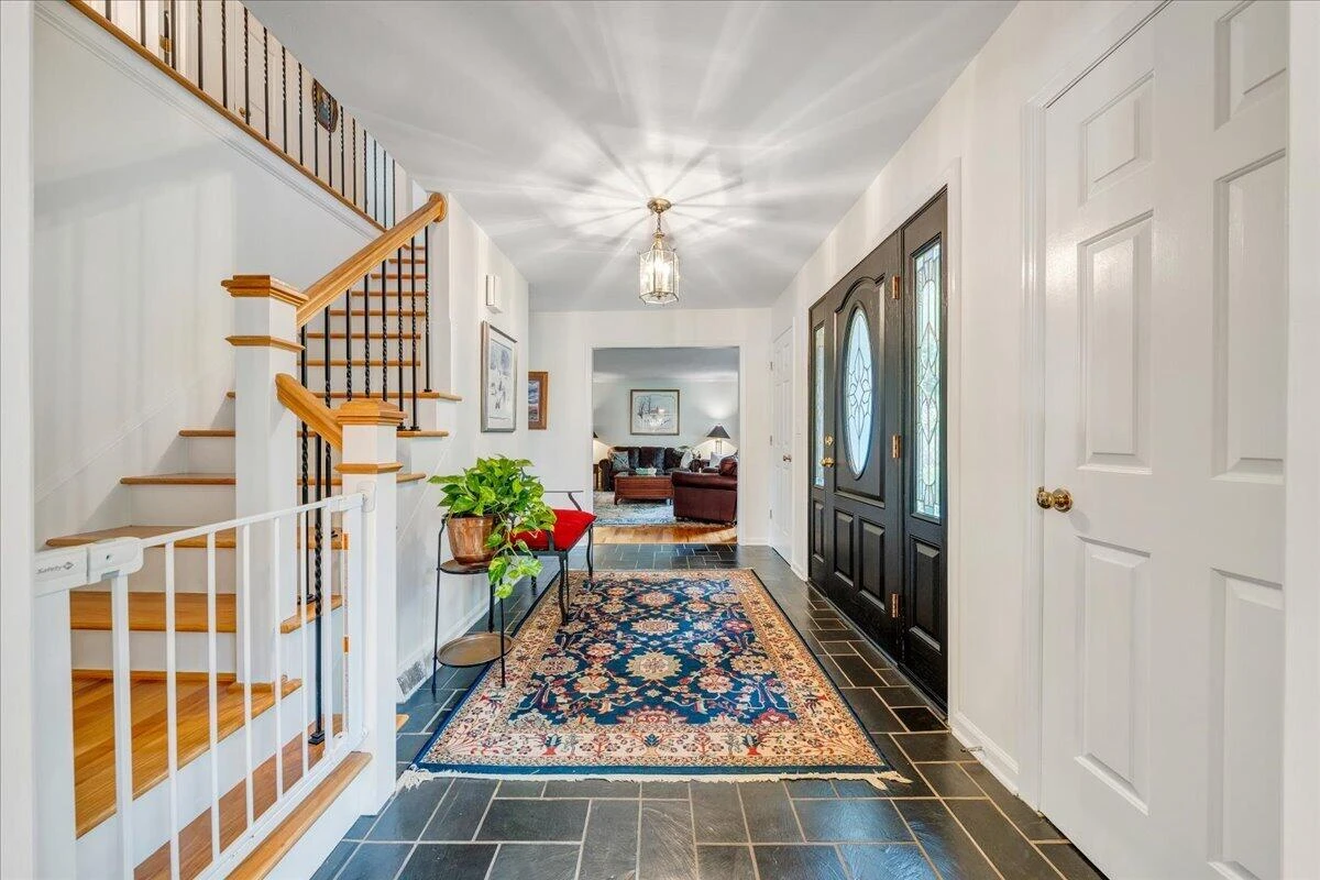 21 Queen Regent CT - Photo 5