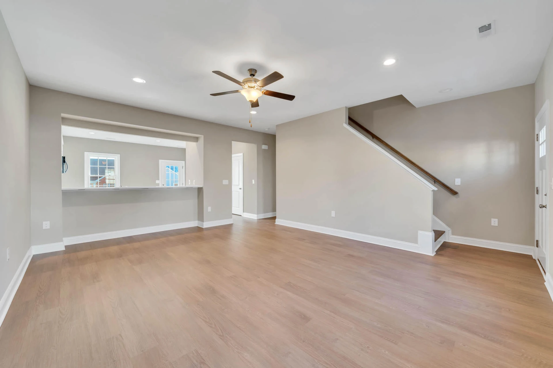 5655 Huntridge RD - Photo 6