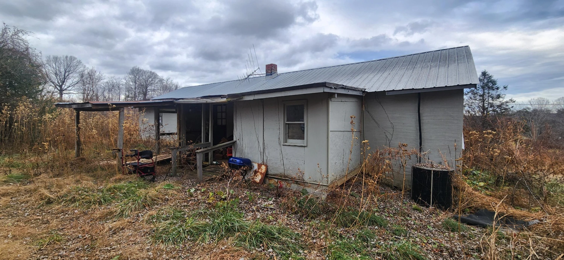 10401 Callaway RD - Photo 3