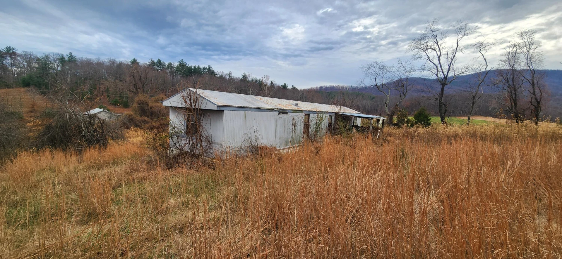 10401 Callaway RD - Photo 10