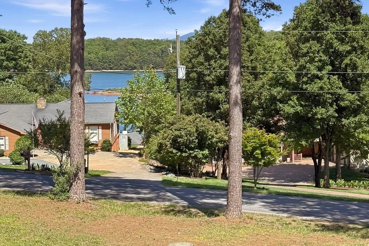 3401 Kemp Ford RD - Photo 2