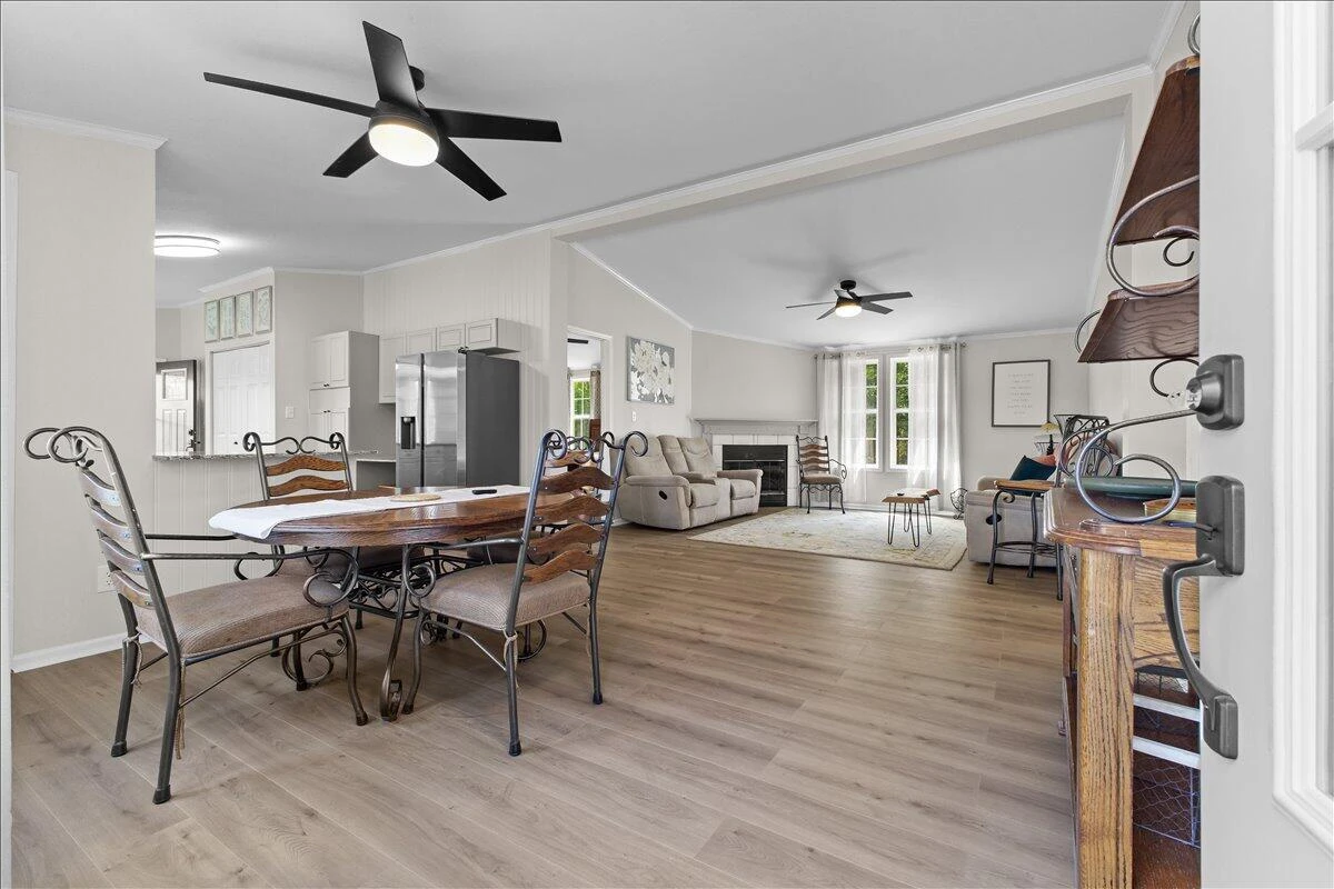 3401 Kemp Ford RD - Photo 3