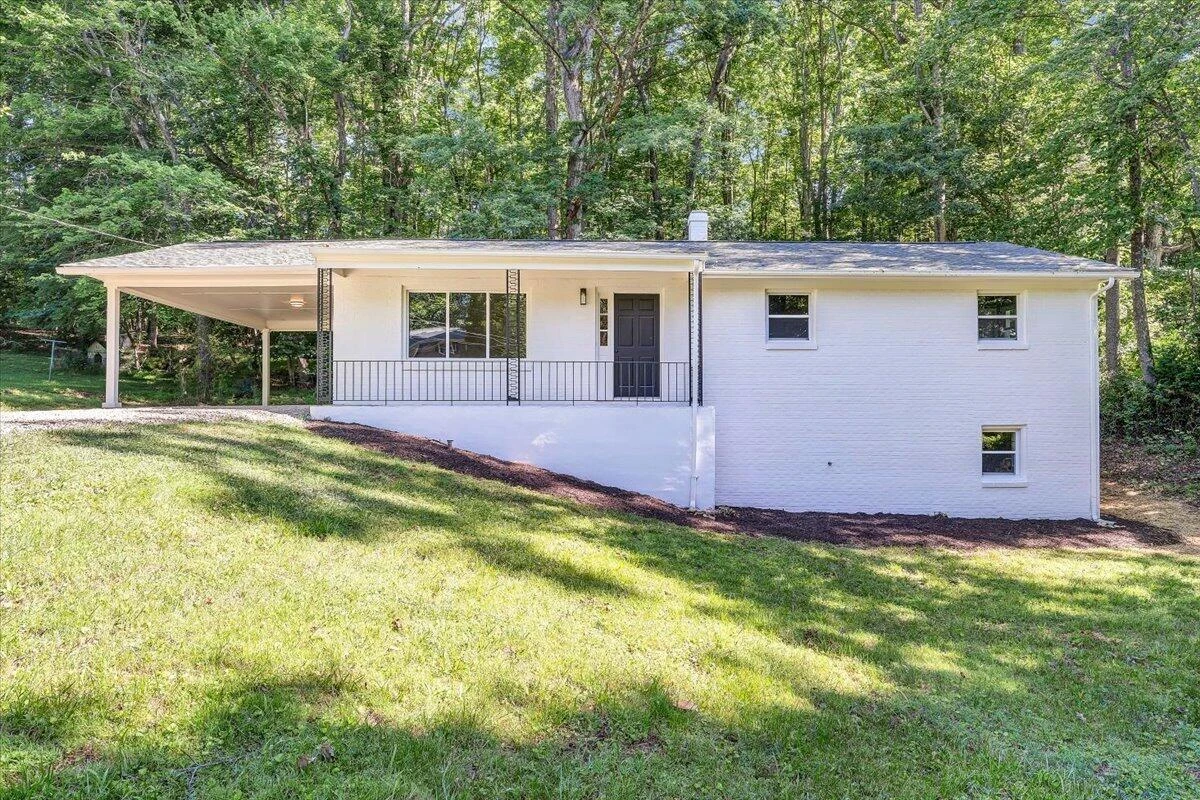 266 Chatmoss Ct EXT