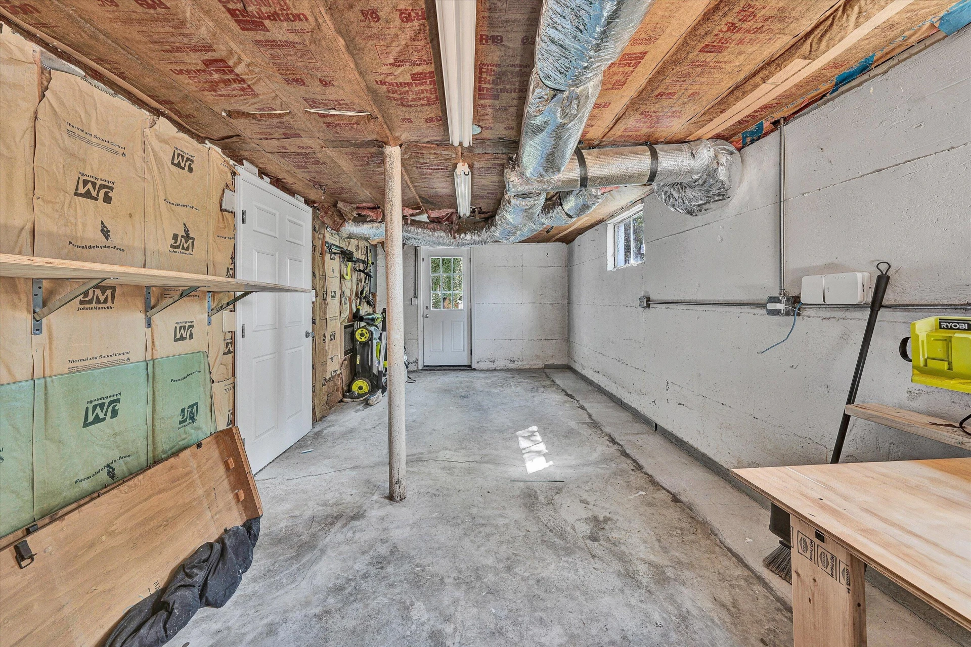 1008 Rosemary AVE SE - Photo 22