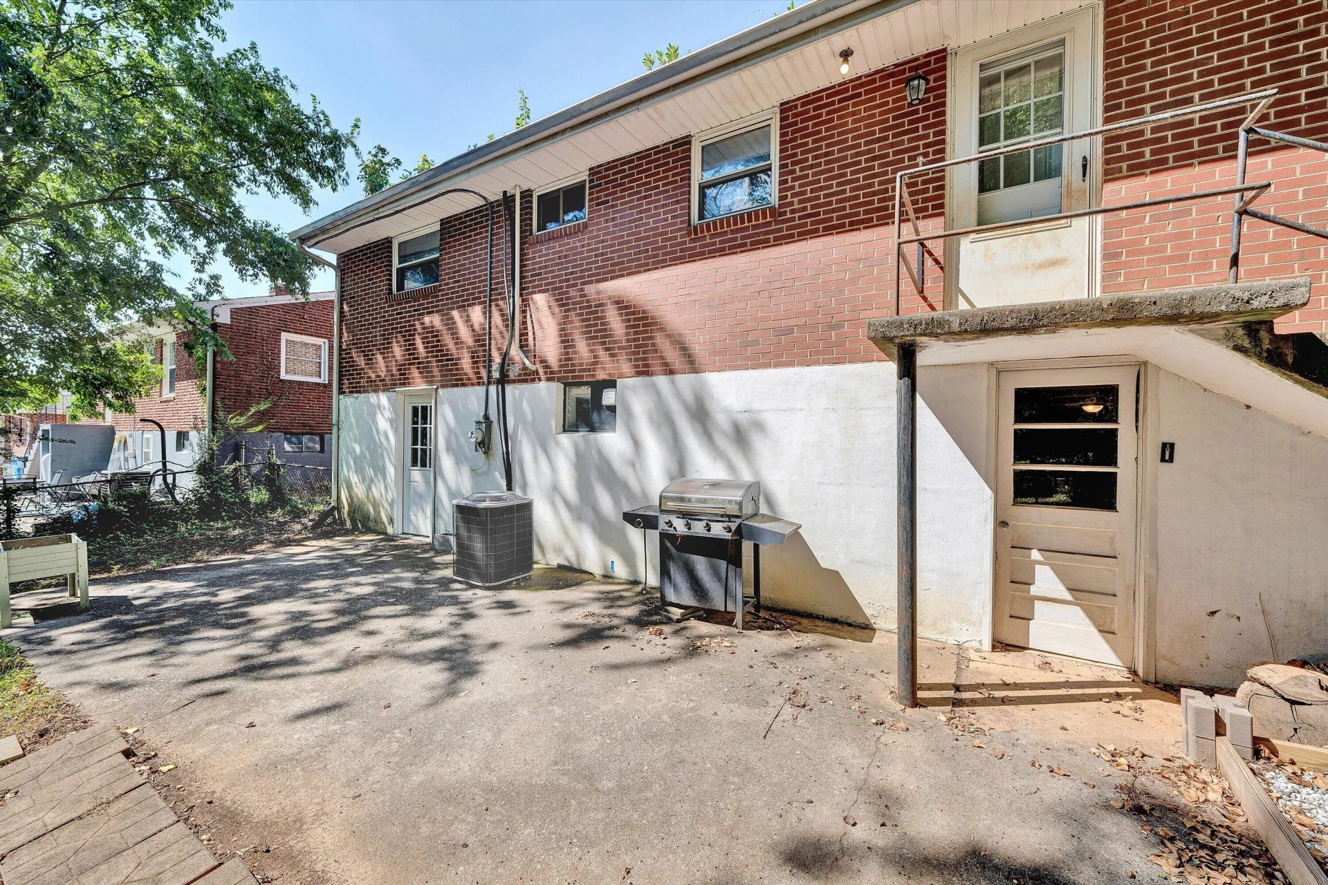 1008 Rosemary AVE SE - Photo 27