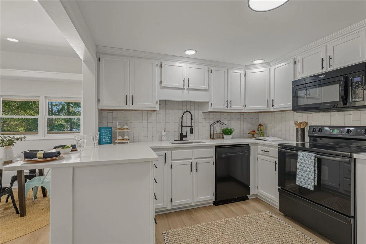 23 Brookside LN - Photo 4