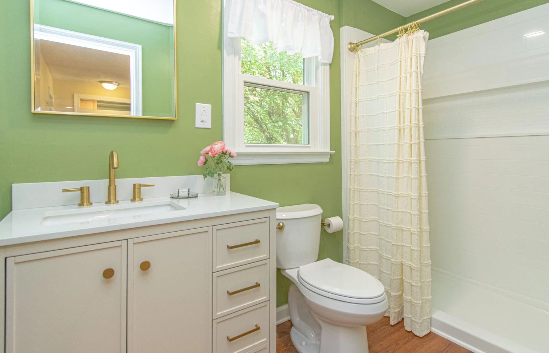 2446 Montvale RD SW - Photo 17