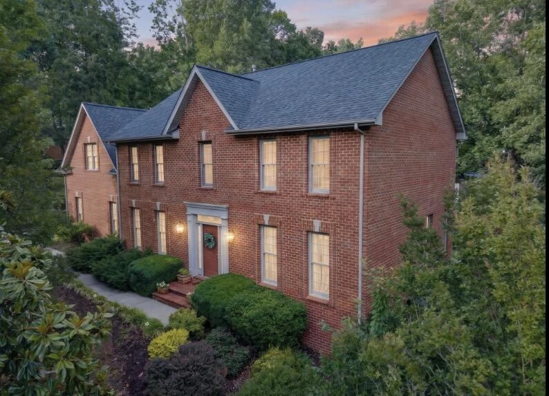 24 Queen Regent CT