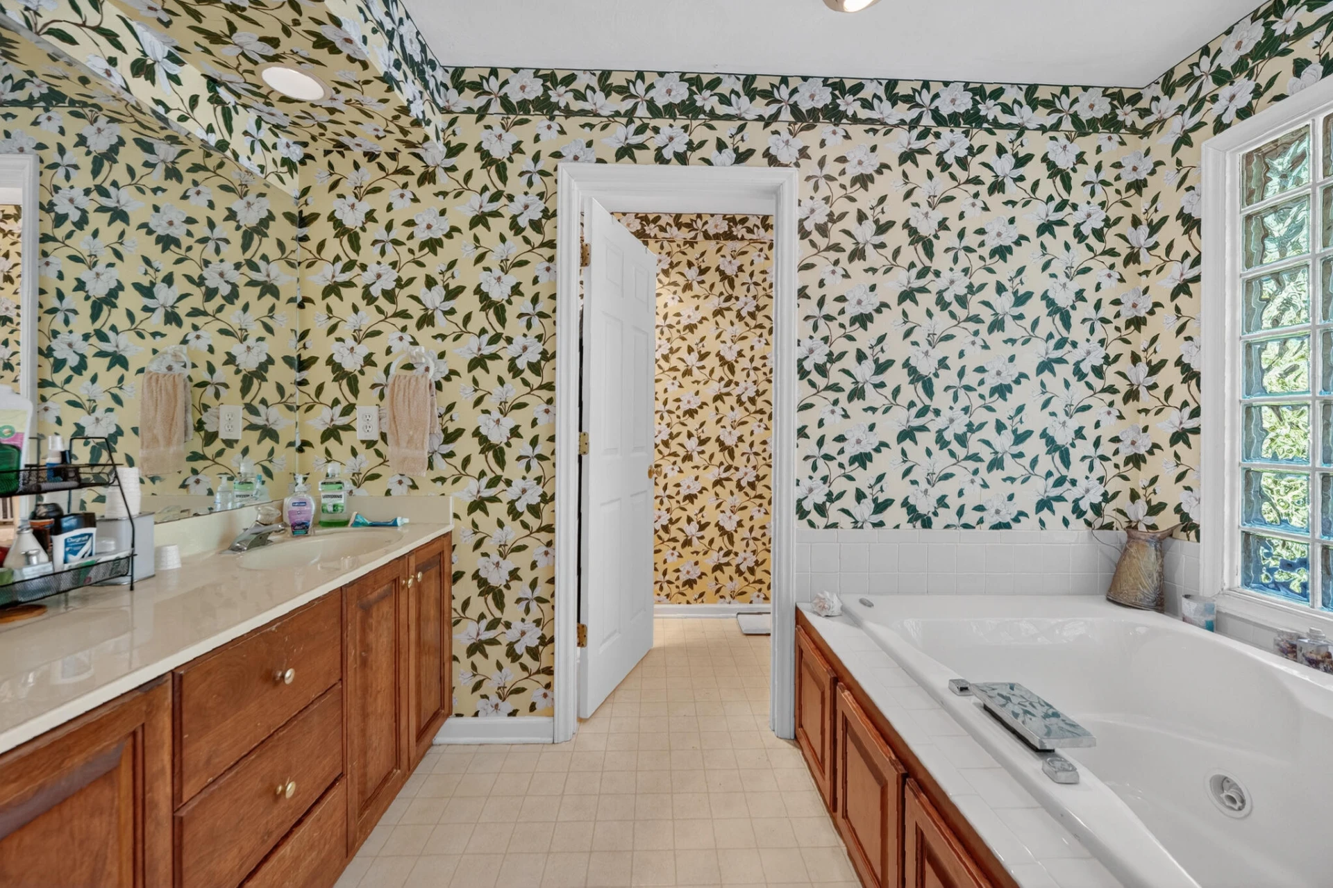 24 Queen Regent CT - Photo 21