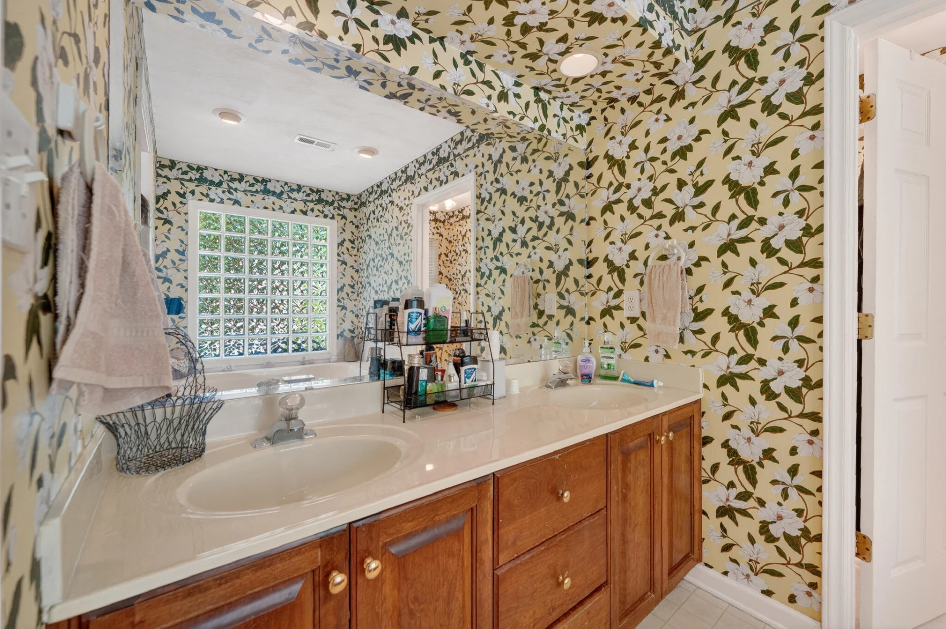 24 Queen Regent CT - Photo 22