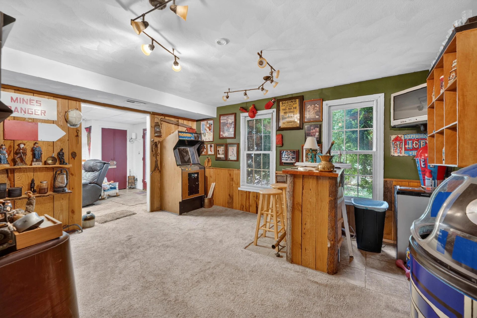 24 Queen Regent CT - Photo 35
