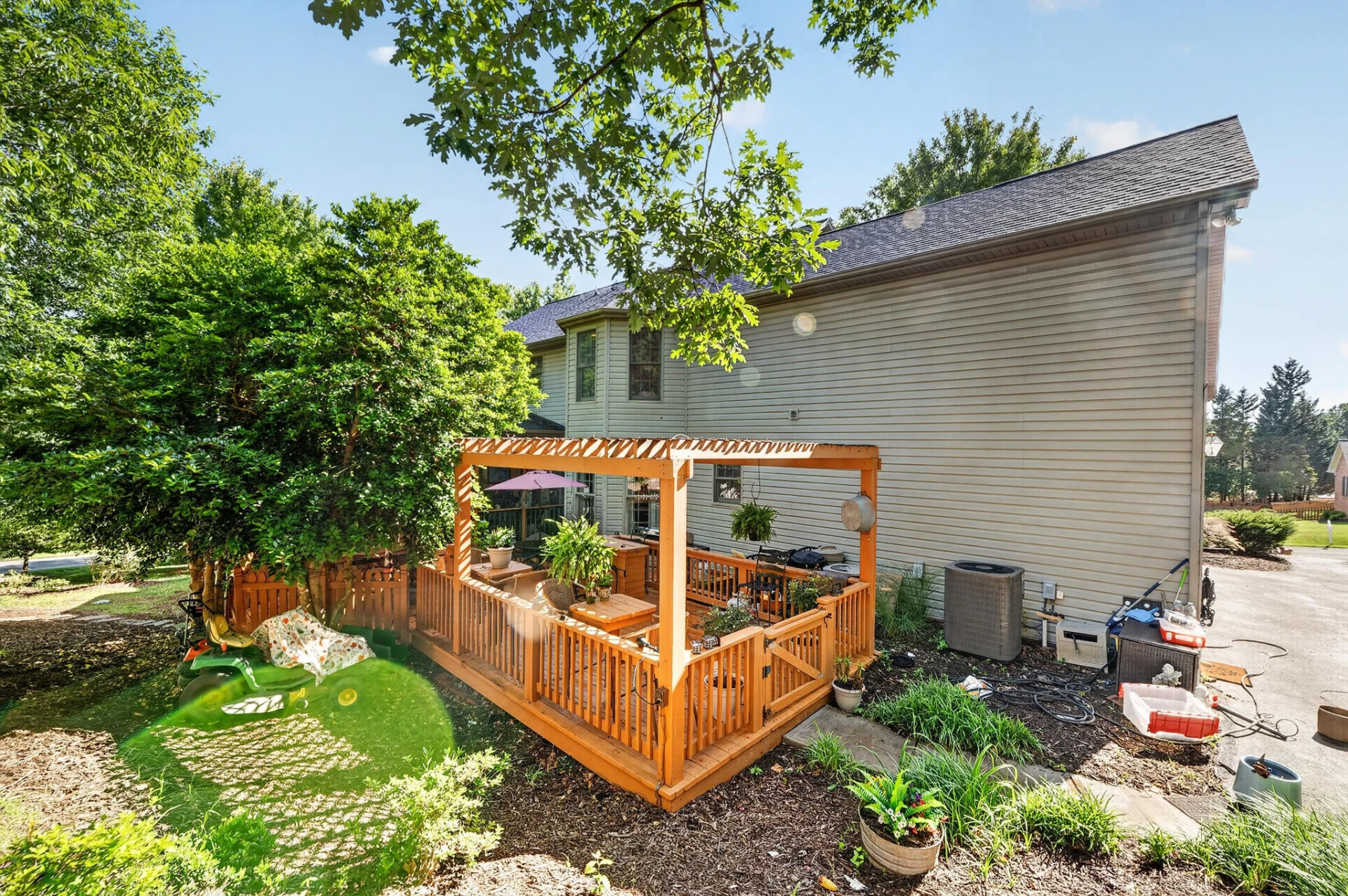 24 Queen Regent CT - Photo 54