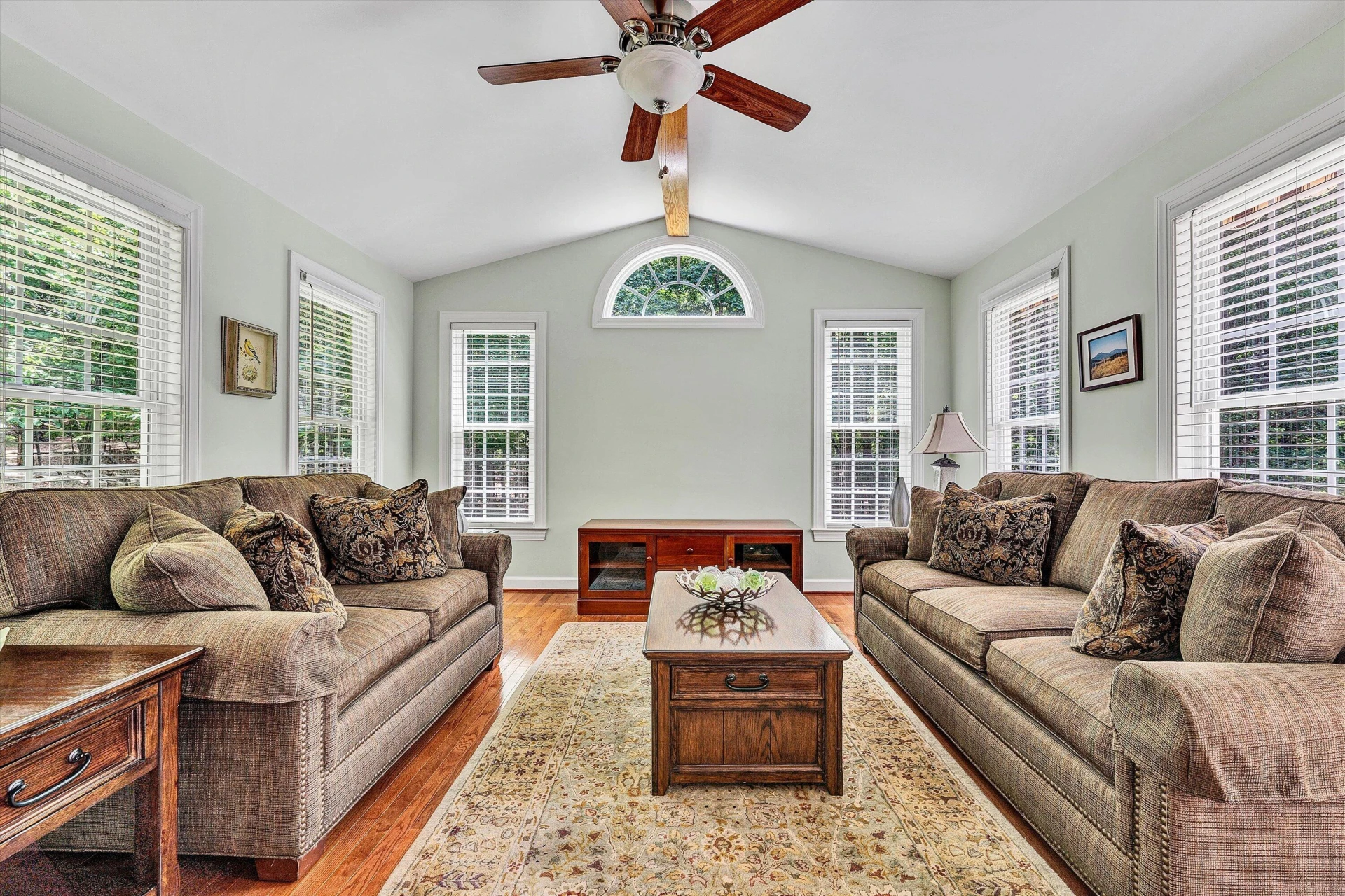 1432 Oakwood Knolls DR - Photo 19