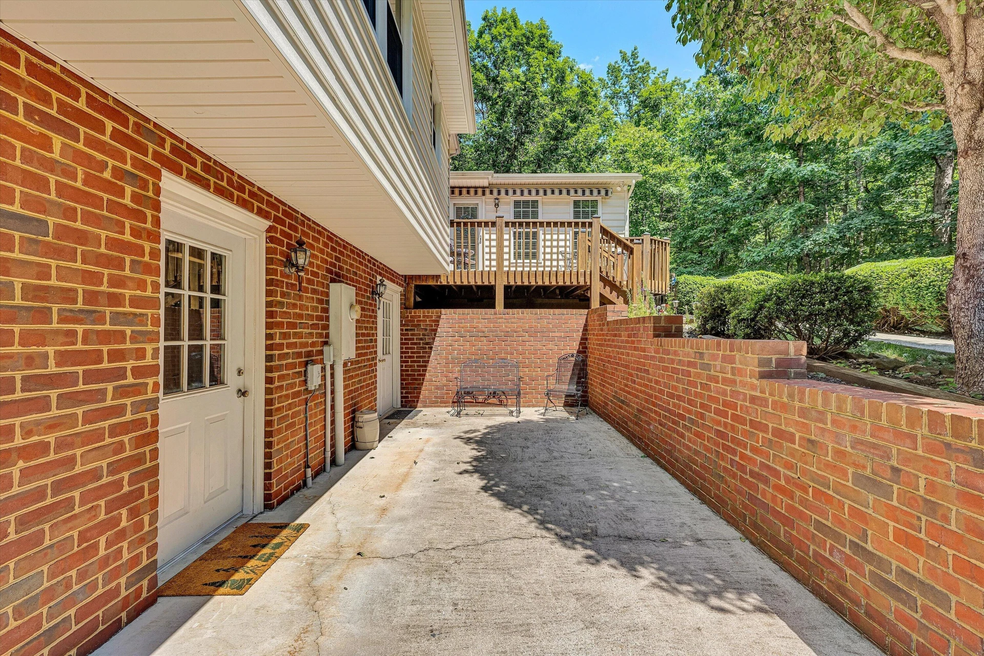 1432 Oakwood Knolls DR - Photo 38