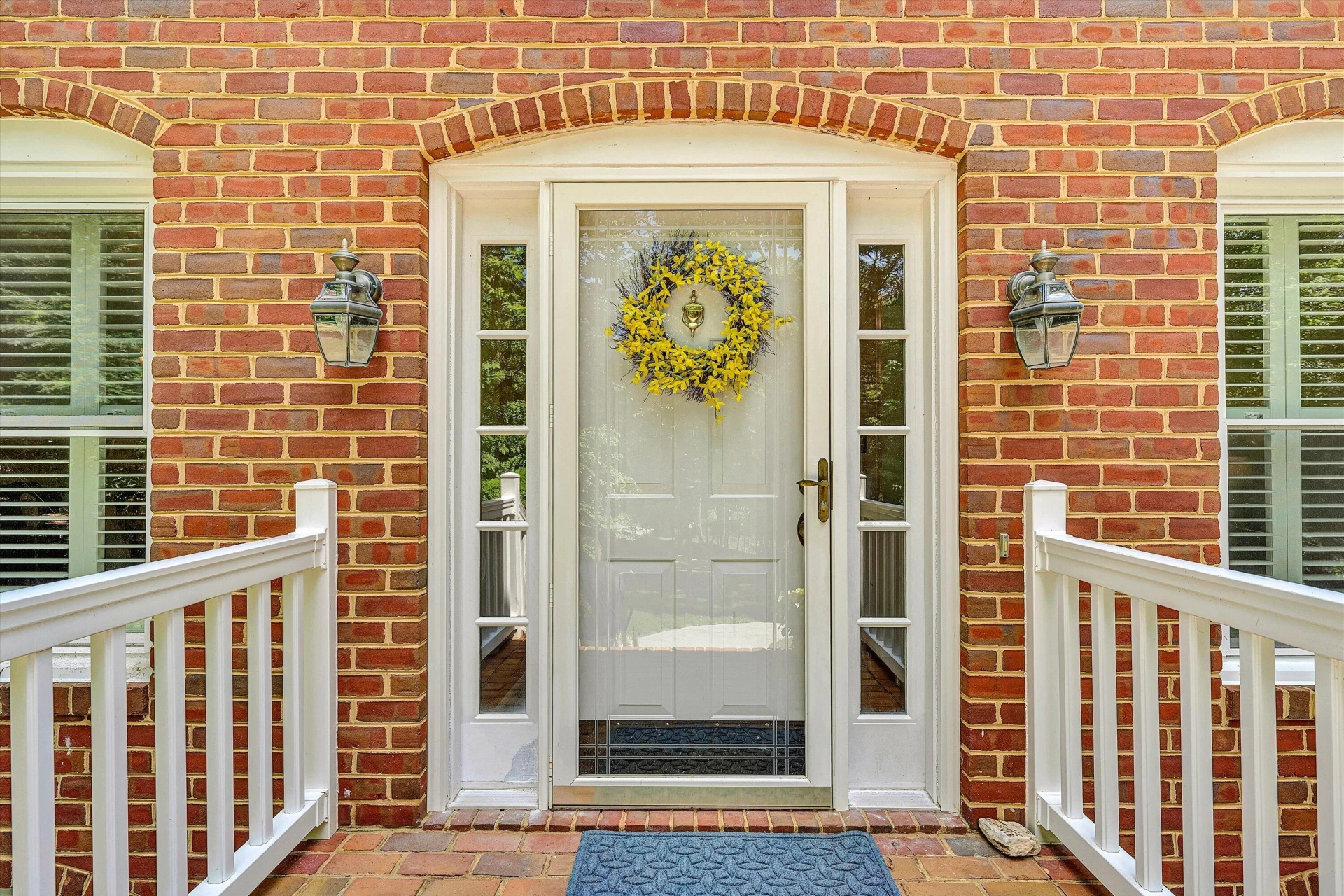 1432 Oakwood Knolls DR - Photo 4