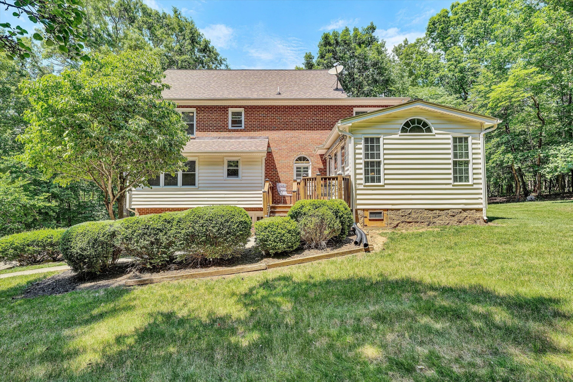1432 Oakwood Knolls DR - Photo 43