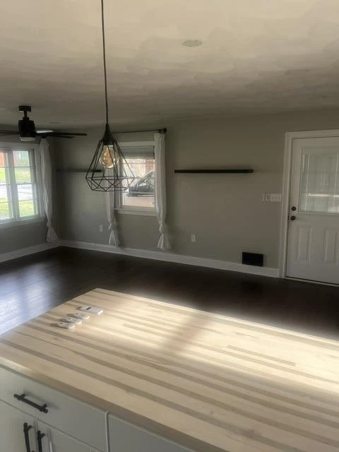 1832 Malvern RD SW - Photo 9
