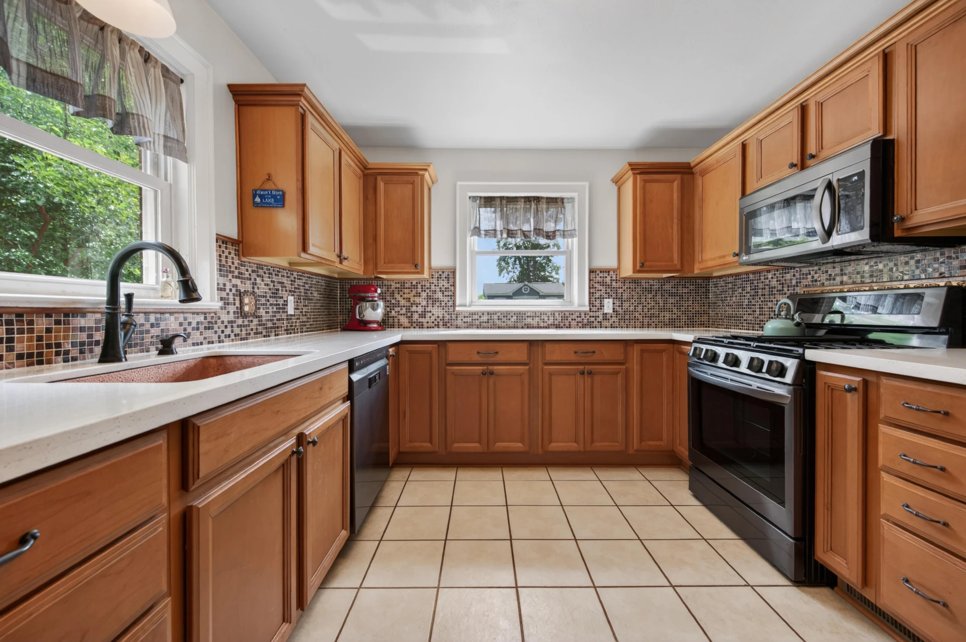5214 Woodbury ST NW - Photo 29