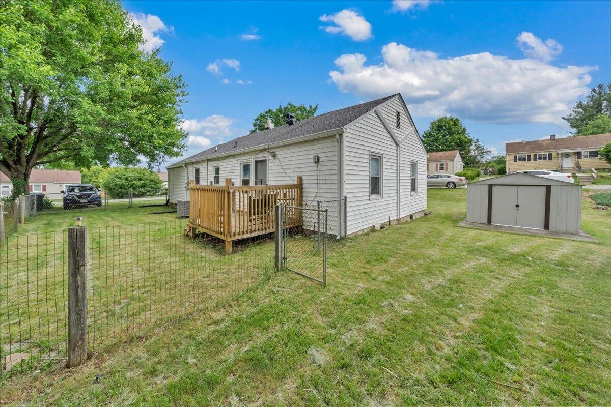5103 Woodlawn RD NW - Photo 20