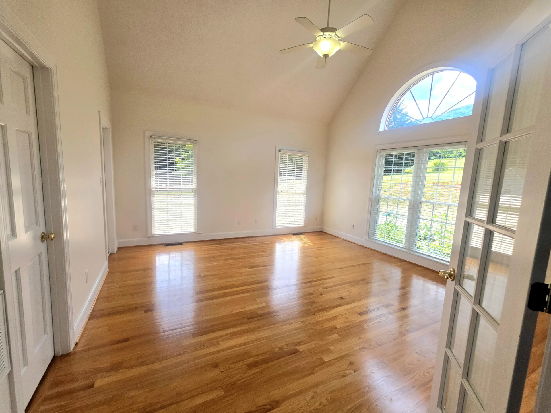 218 Cahas LN - Photo 24
