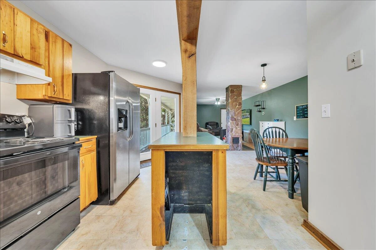 472 Wooded Acres DR - Photo 15