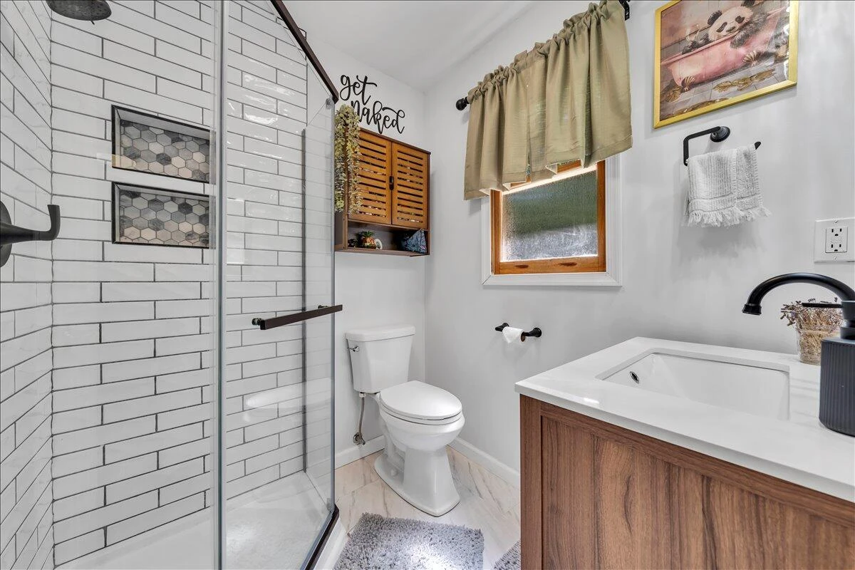 472 Wooded Acres DR - Photo 18