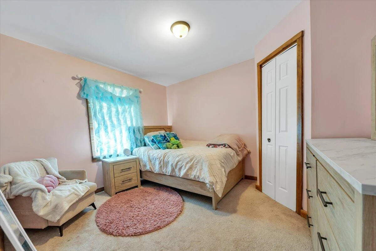 472 Wooded Acres DR - Photo 21