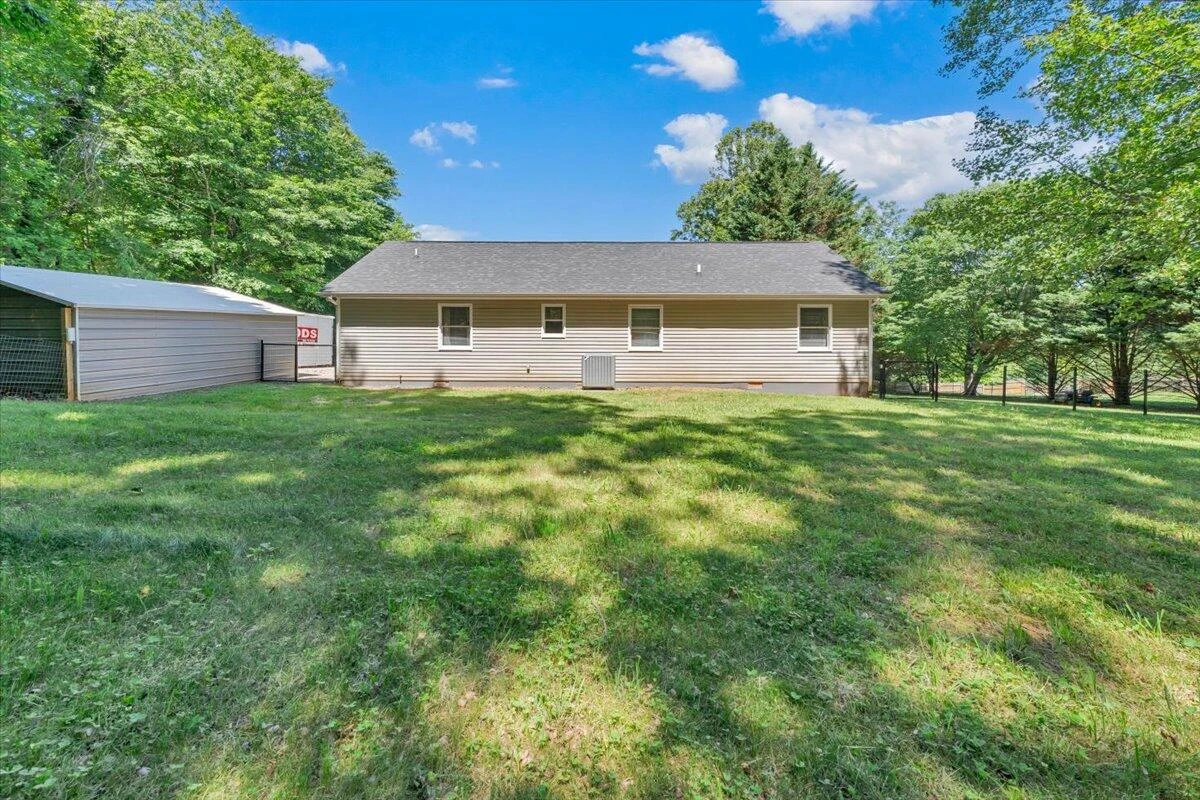 472 Wooded Acres DR - Photo 29