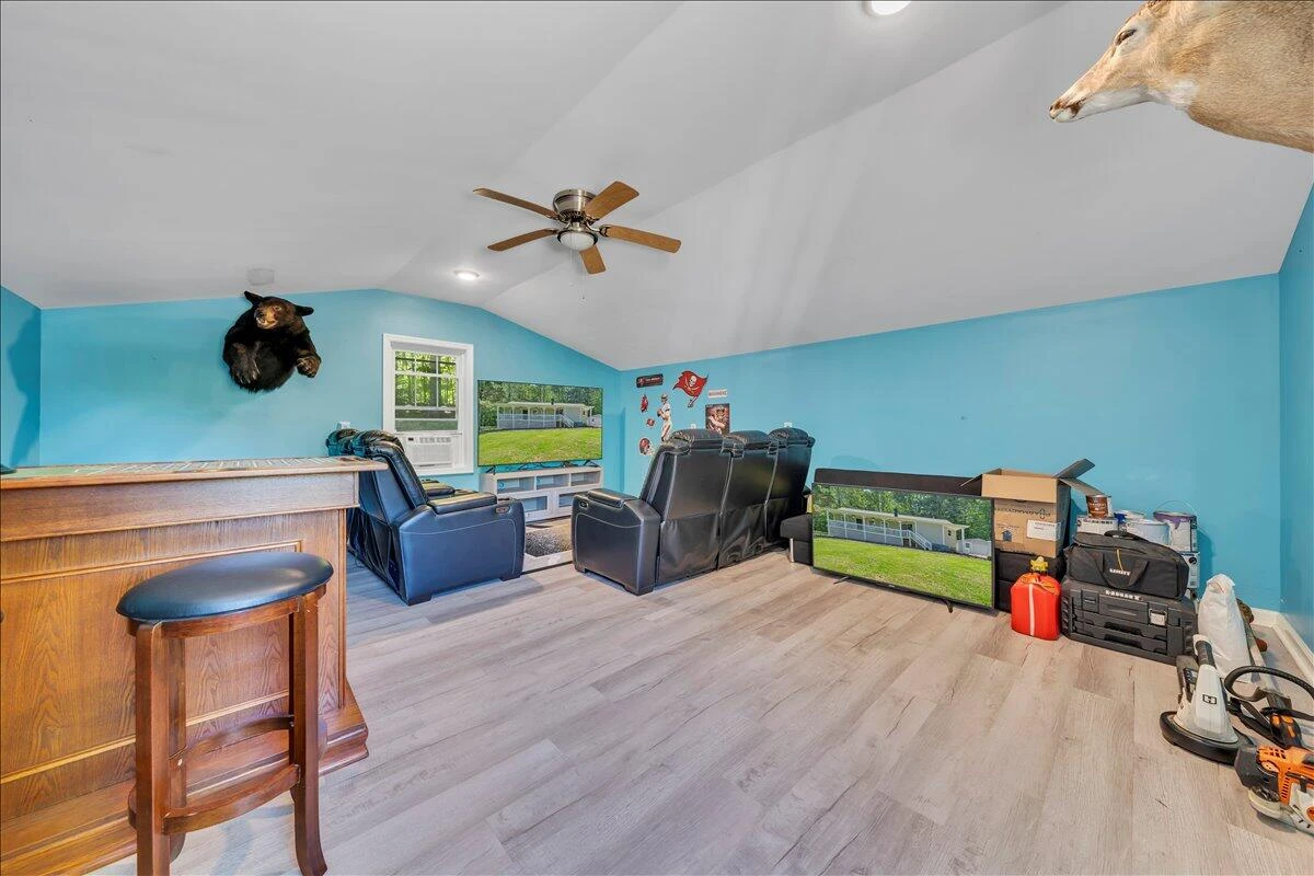 472 Wooded Acres DR - Photo 35