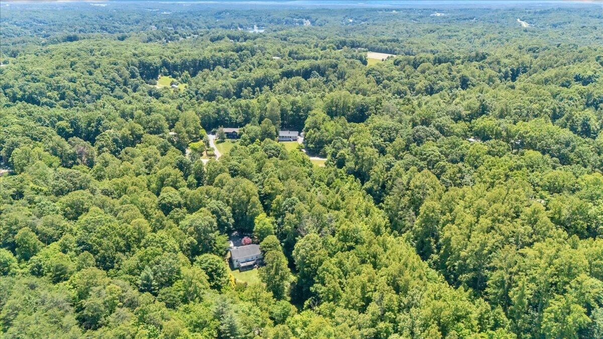 472 Wooded Acres DR - Photo 57