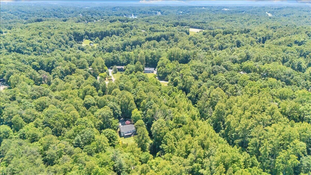 472 Wooded Acres DR - Photo 58