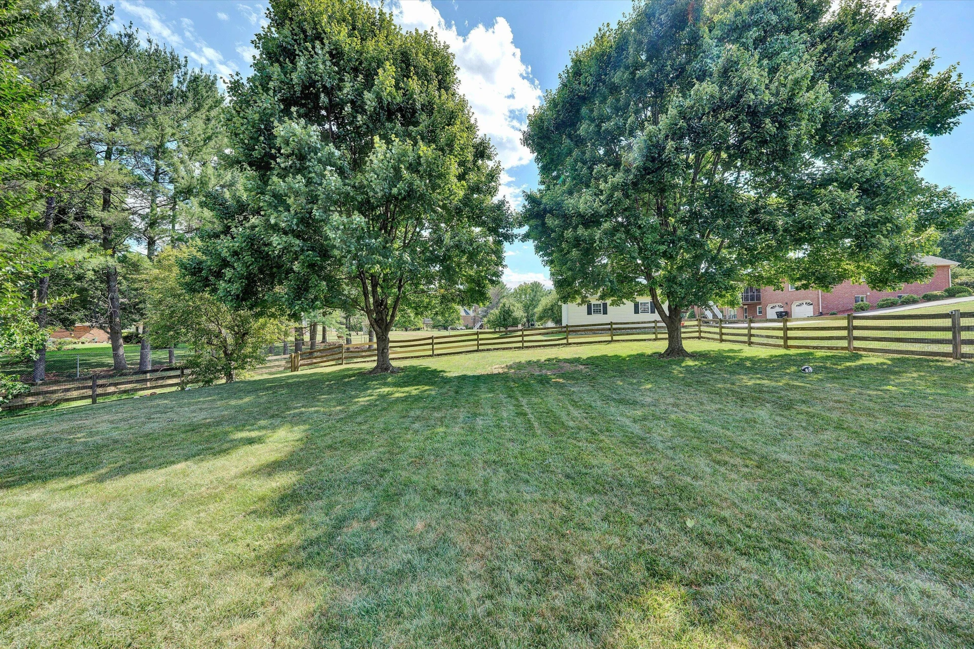 4824 Labradore DR - Photo 39