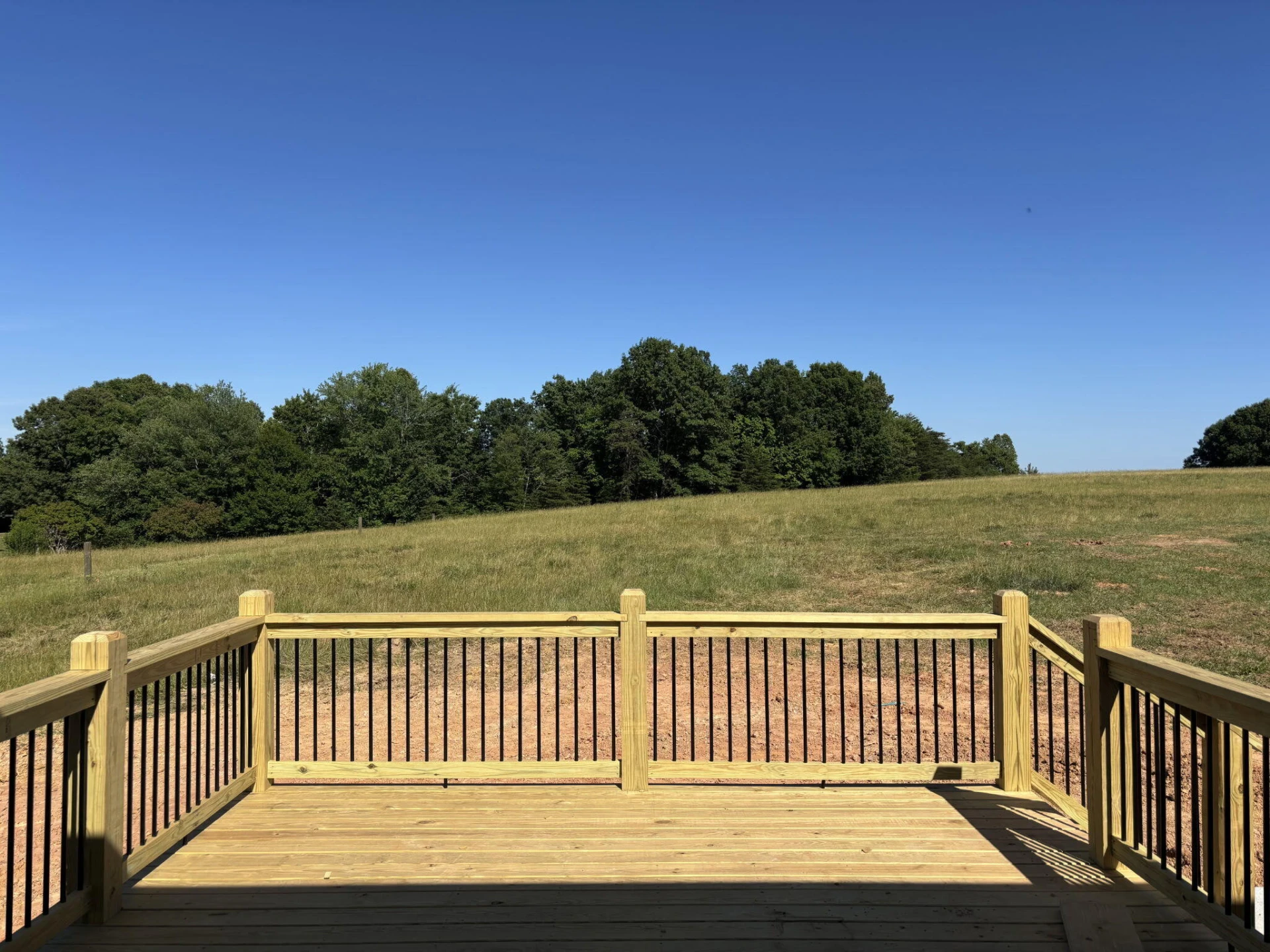 10384 Leesville RD - Photo 2