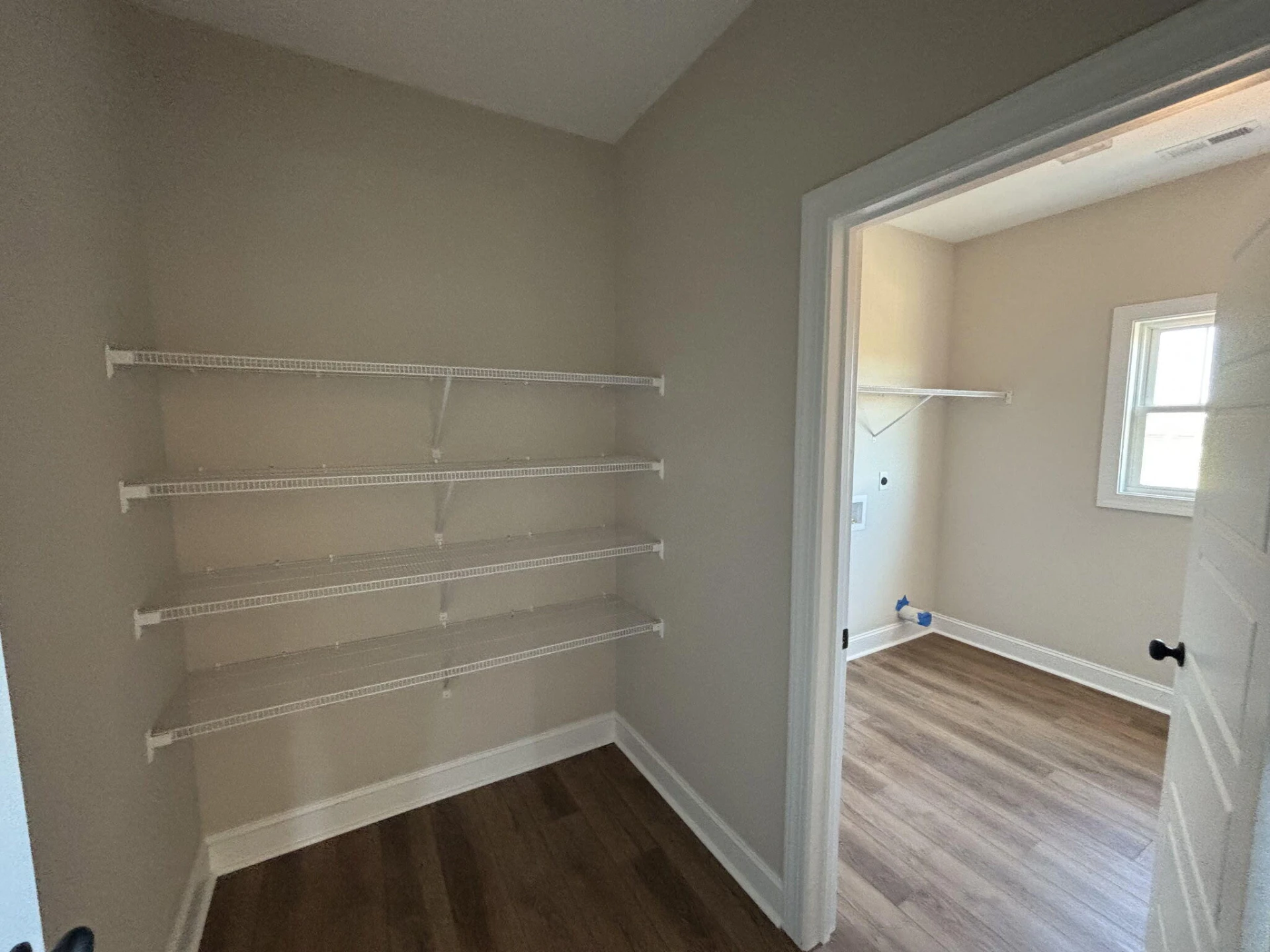 10384 Leesville RD - Photo 6